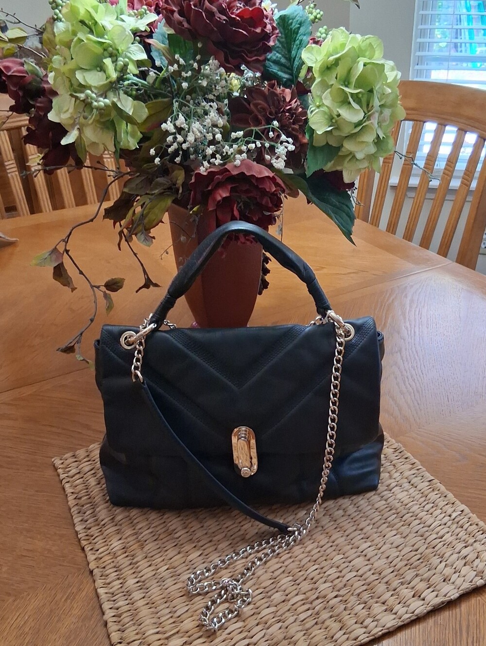 Ted Baker NWT-Black Quilted Top-Handle Shoulder Bag with Gold Chain Accents